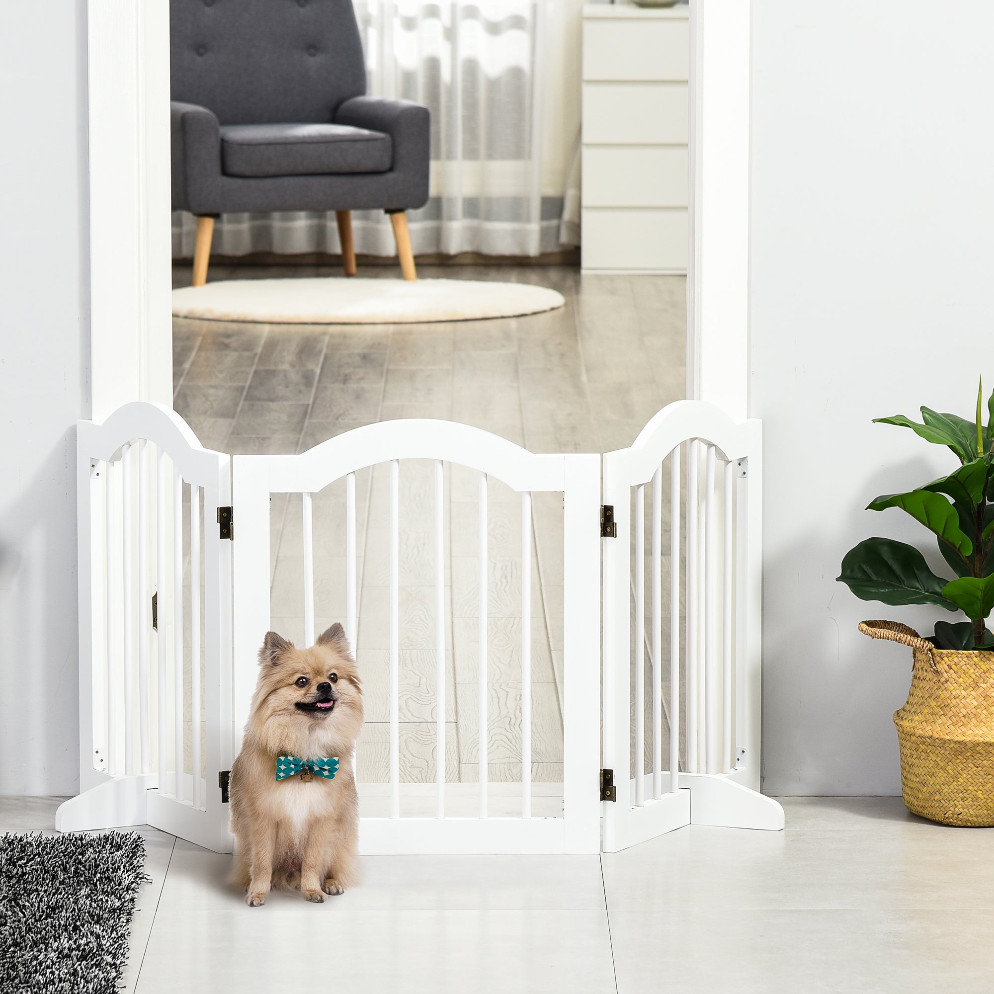 PawHut Fristående Säkerhetsgrind i Trä med Dörr – 3 Paneler – Vit – 154 cm