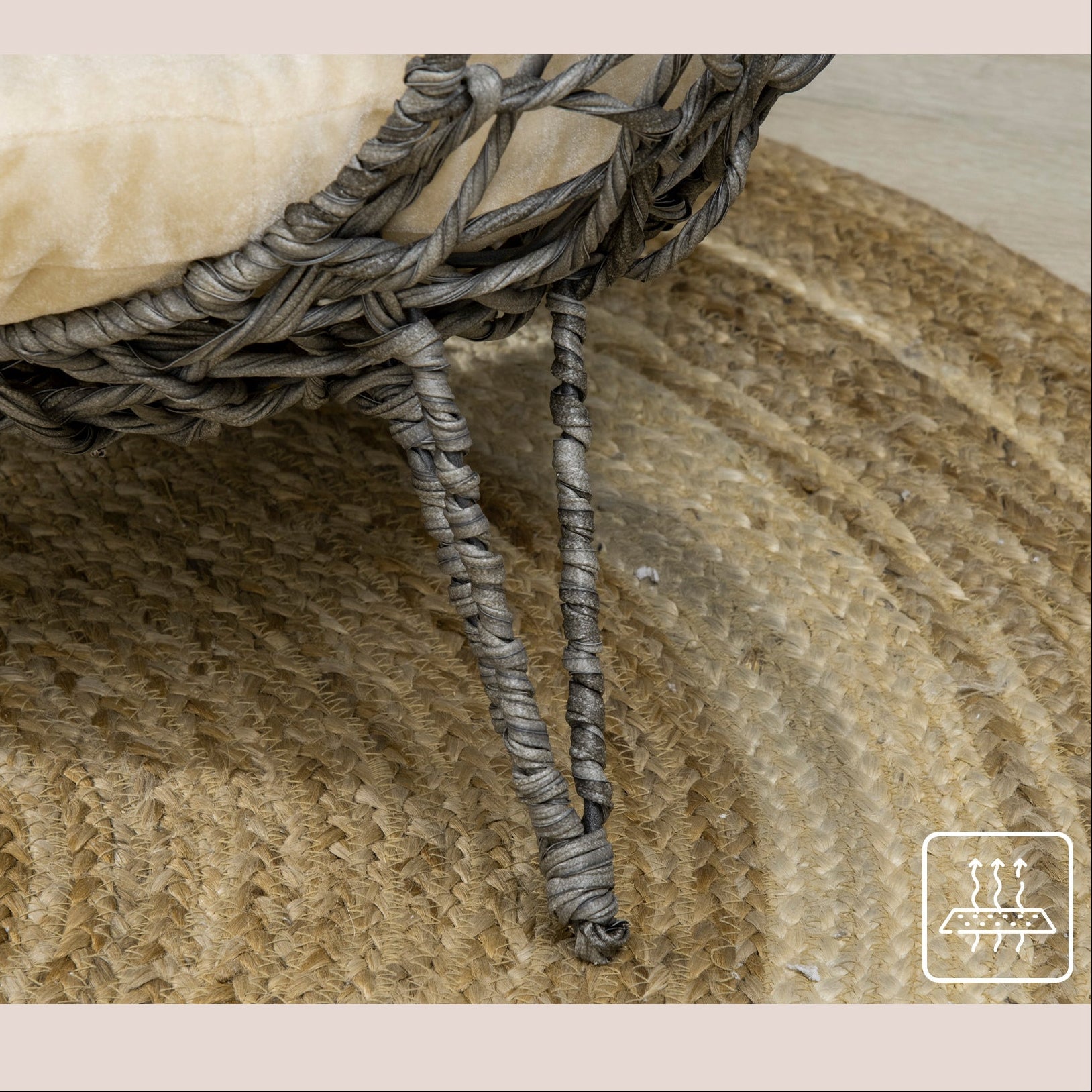 Modern kattgrotta i rottingstil med dyna – Silvergrå, 58 cm